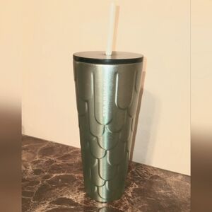 Starbucks green mermaid scales venti cold cup